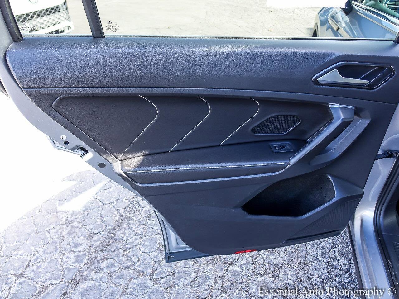 2022 VOLKSWAGEN TIGUAN - Image 19