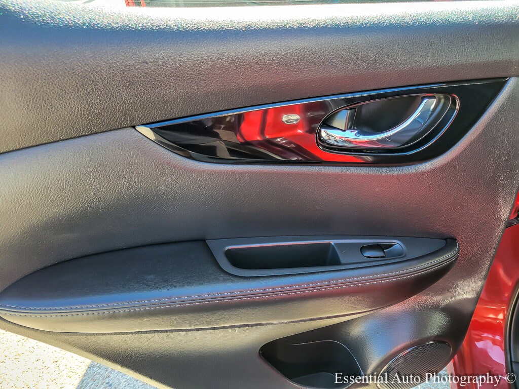 2022 NISSAN ROGUE SPORT - Image 17