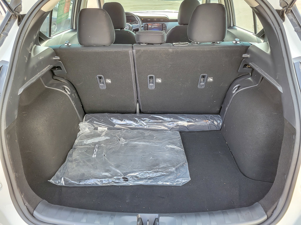 2024 NISSAN KICKS - Image 18