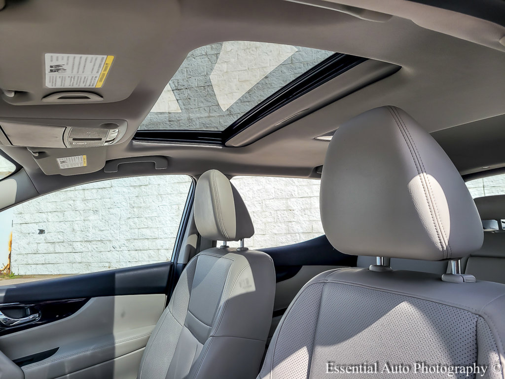 2021 NISSAN ROGUE SPORT - Image 9