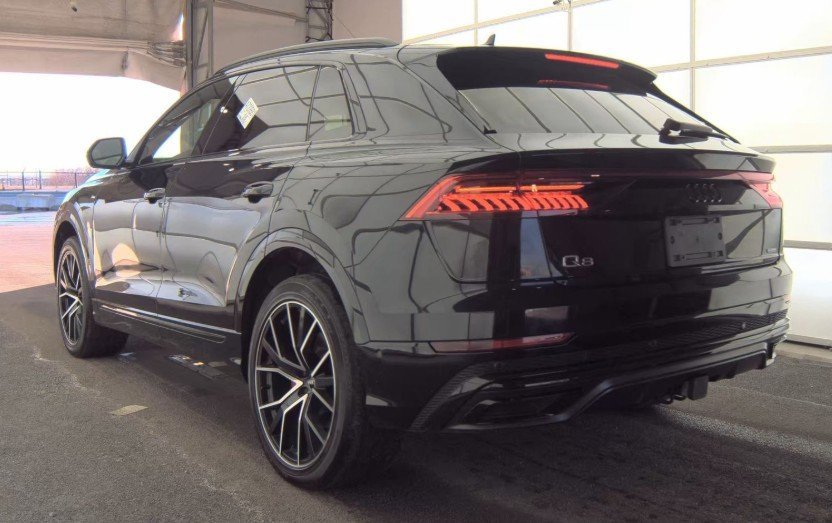 2020 AUDI Q8 - Image 4