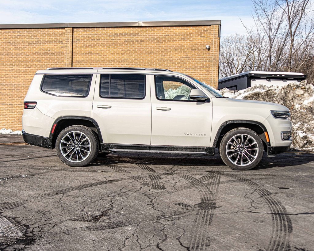 2022 JEEP WAGONEER - Image 9