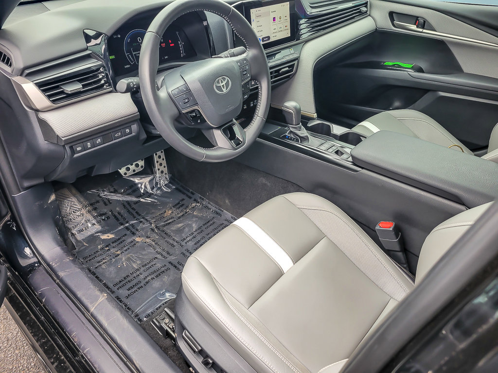 2025 TOYOTA CAMRY - Image 9