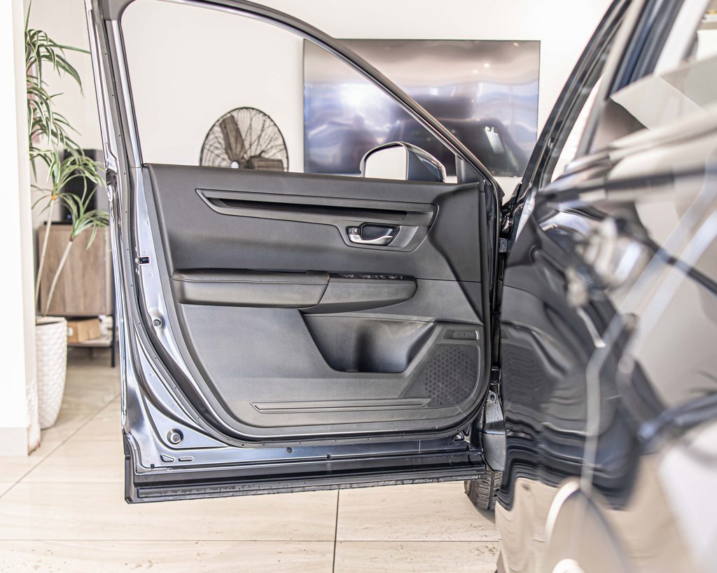 2025 HONDA CR-V - Image 28