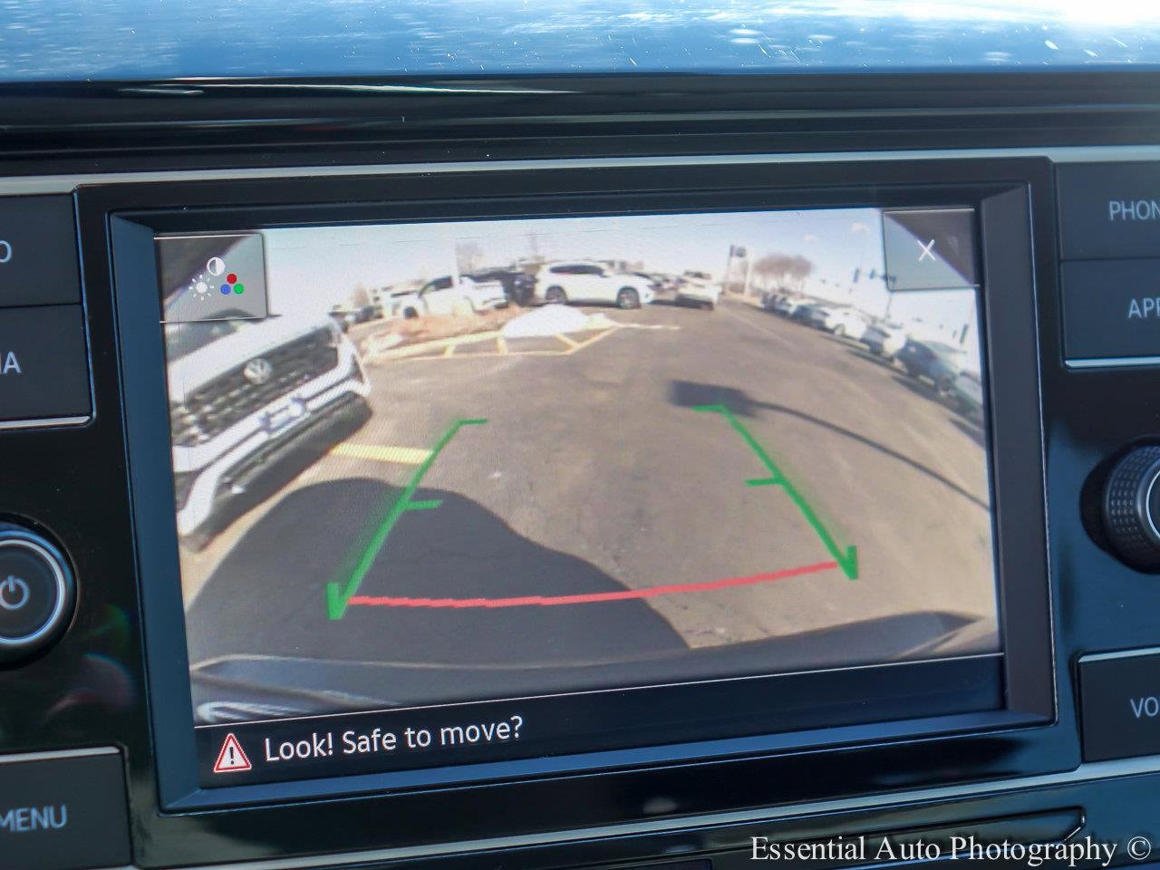 2022 VOLKSWAGEN TAOS - Image 14