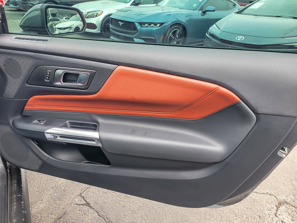 2024 FORD MUSTANG - Image 23
