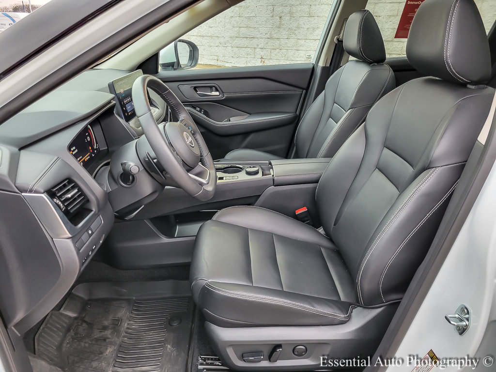 2024 NISSAN ROGUE - Image 8