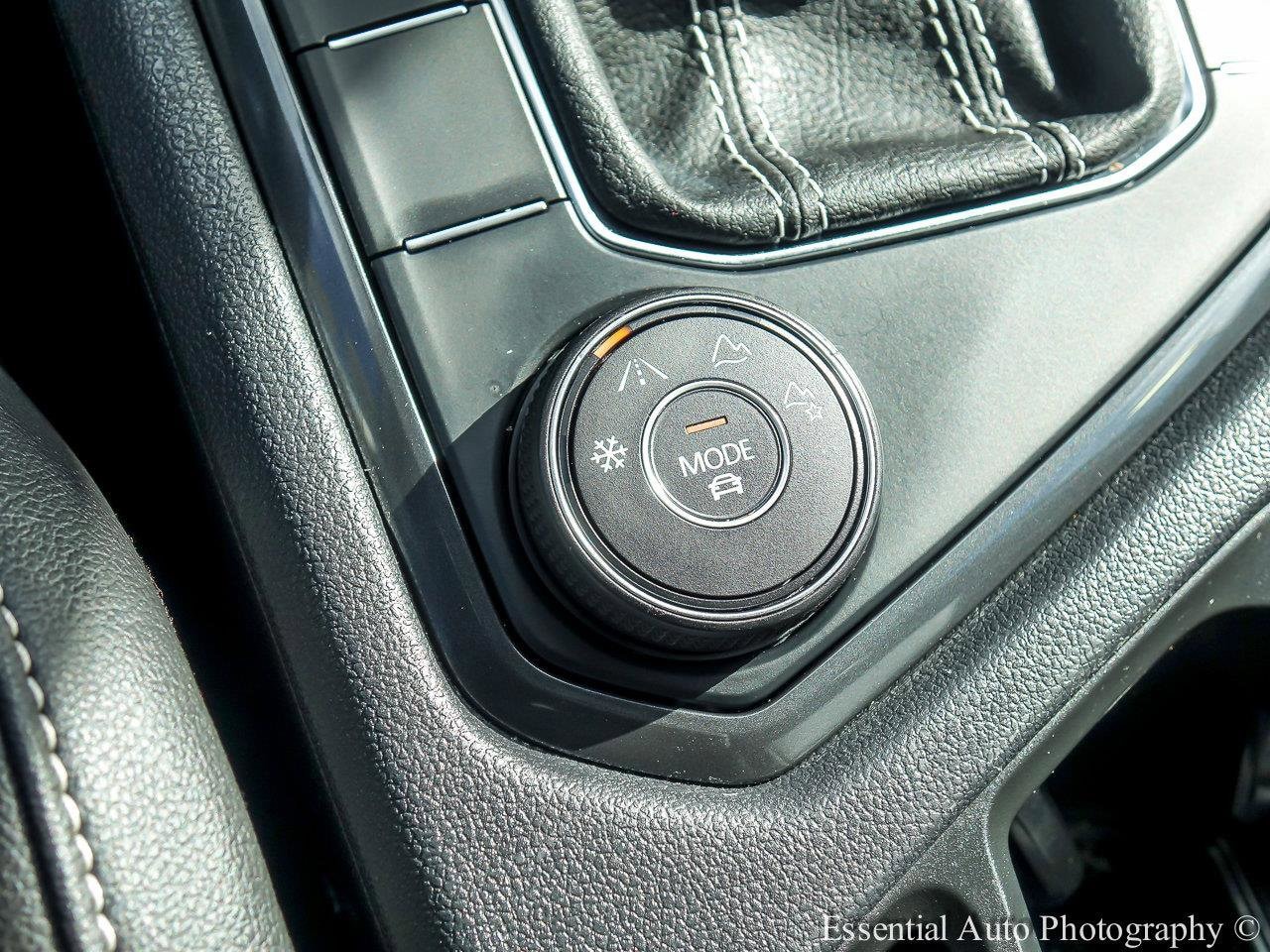 2022 VOLKSWAGEN TIGUAN - Image 16