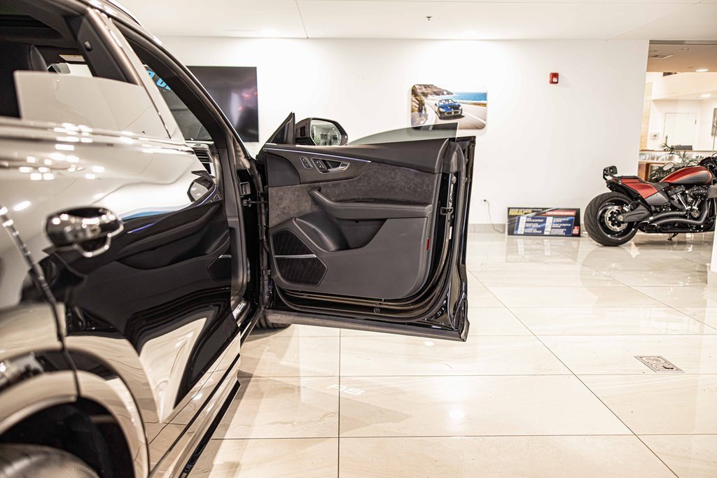 2022 AUDI RS Q8 - Image 43