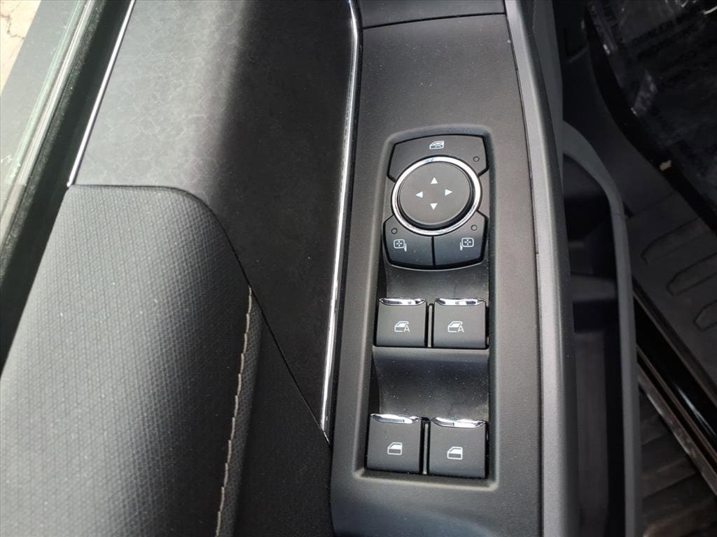 2025 FORD F-150 - Image 16