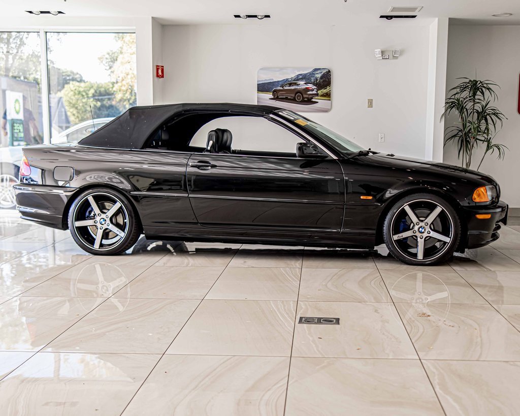 2001 BMW 330CI - Image 9