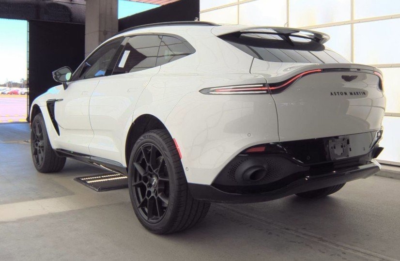 2021 Aston Martin DBX AM8 photo 3