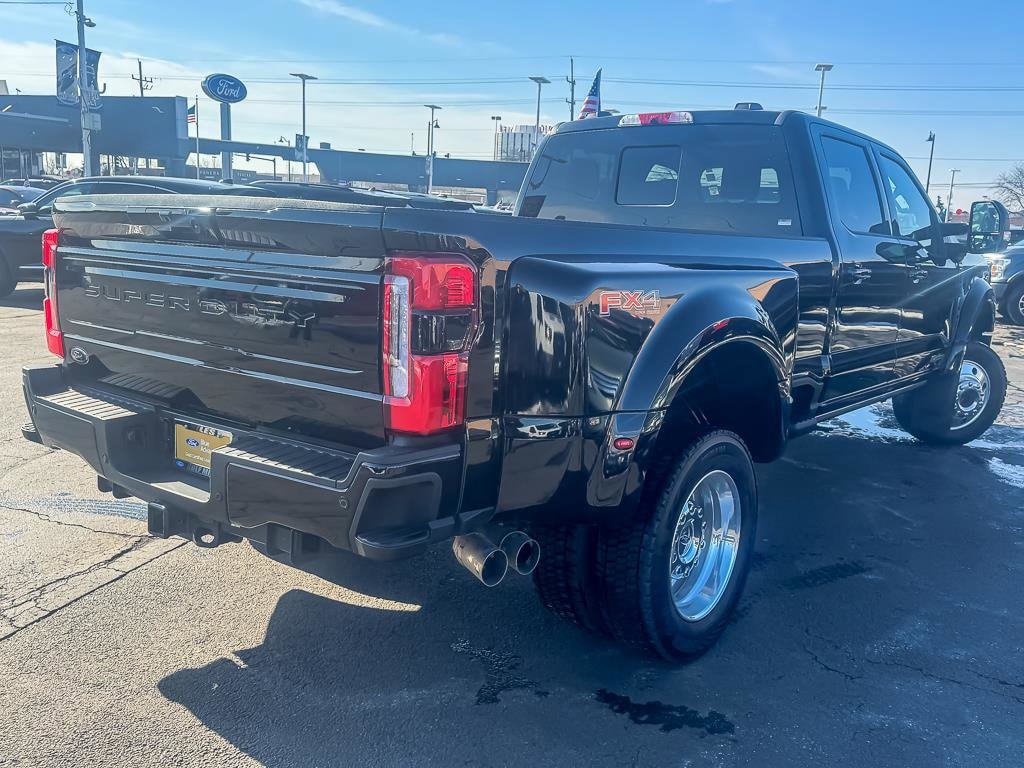 2025 FORD F-450 - Image 10