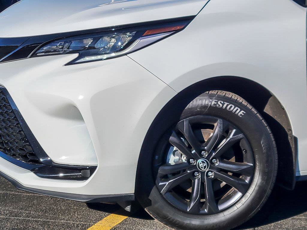 2025 TOYOTA SIENNA - Image 4