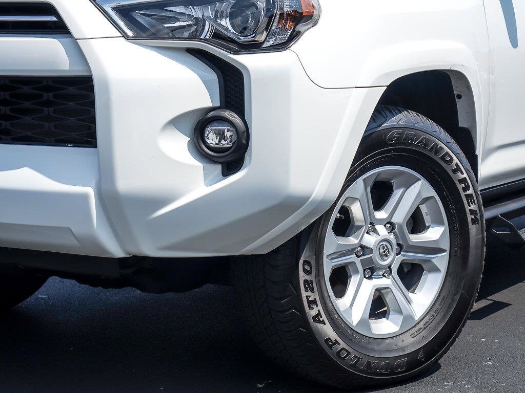 2021 Toyota 4Runner SR5 Premium photo 3