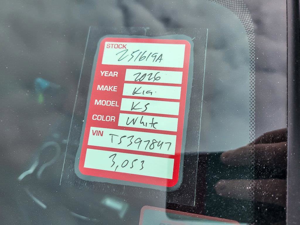 2026 KIA K5 - Image 32