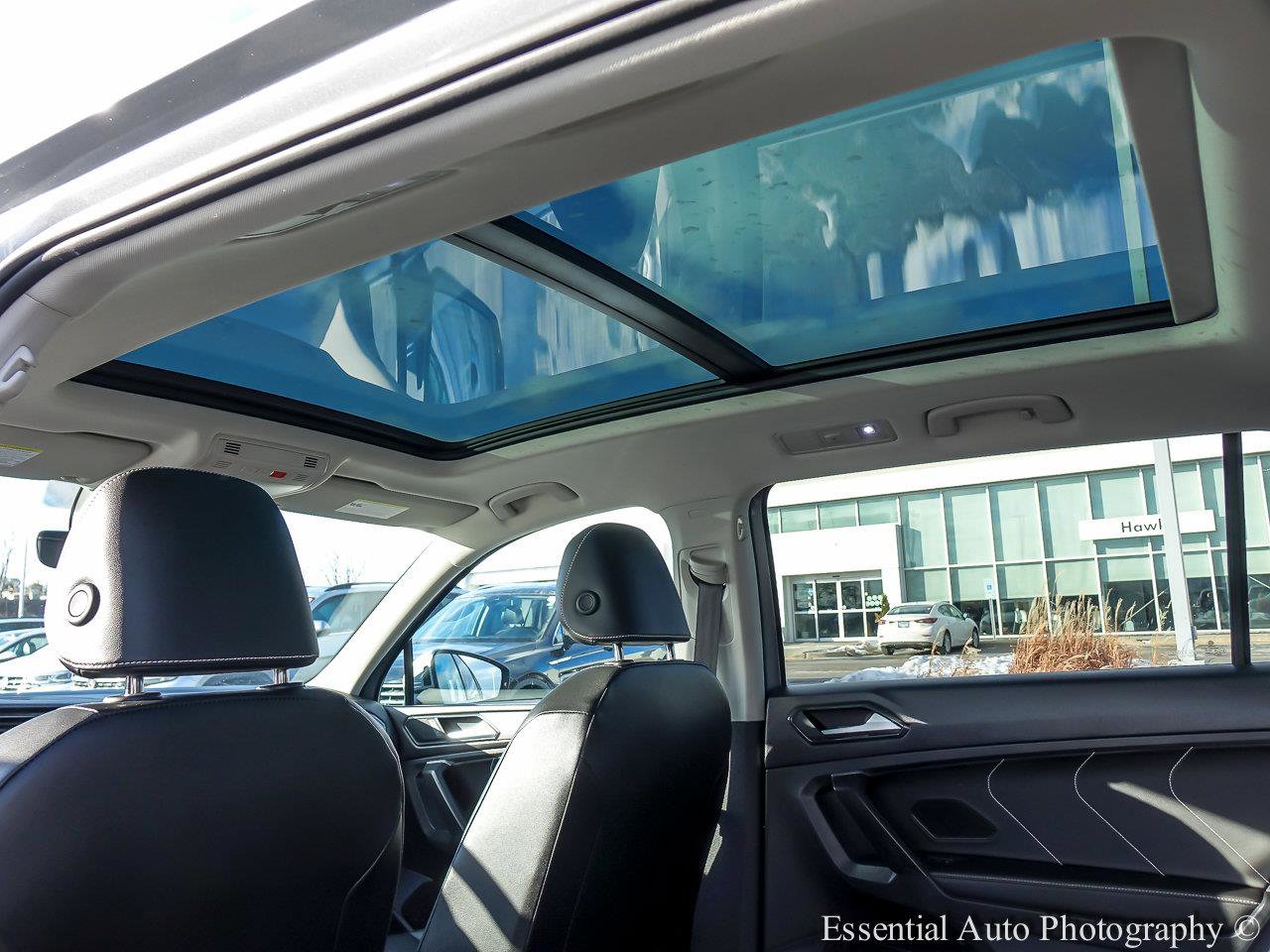 2024 VOLKSWAGEN TIGUAN - Image 11