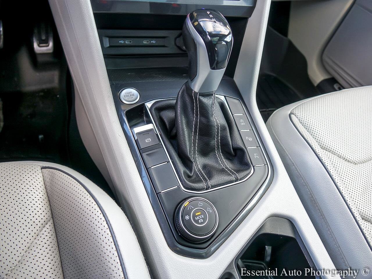 2022 VOLKSWAGEN TIGUAN - Image 19