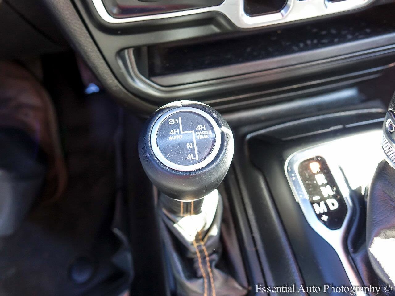 2022 JEEP WRANGLER - Image 19