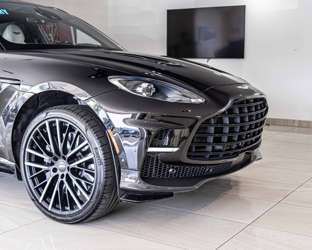 2023 Aston Martin DBX DBX707 photo 3