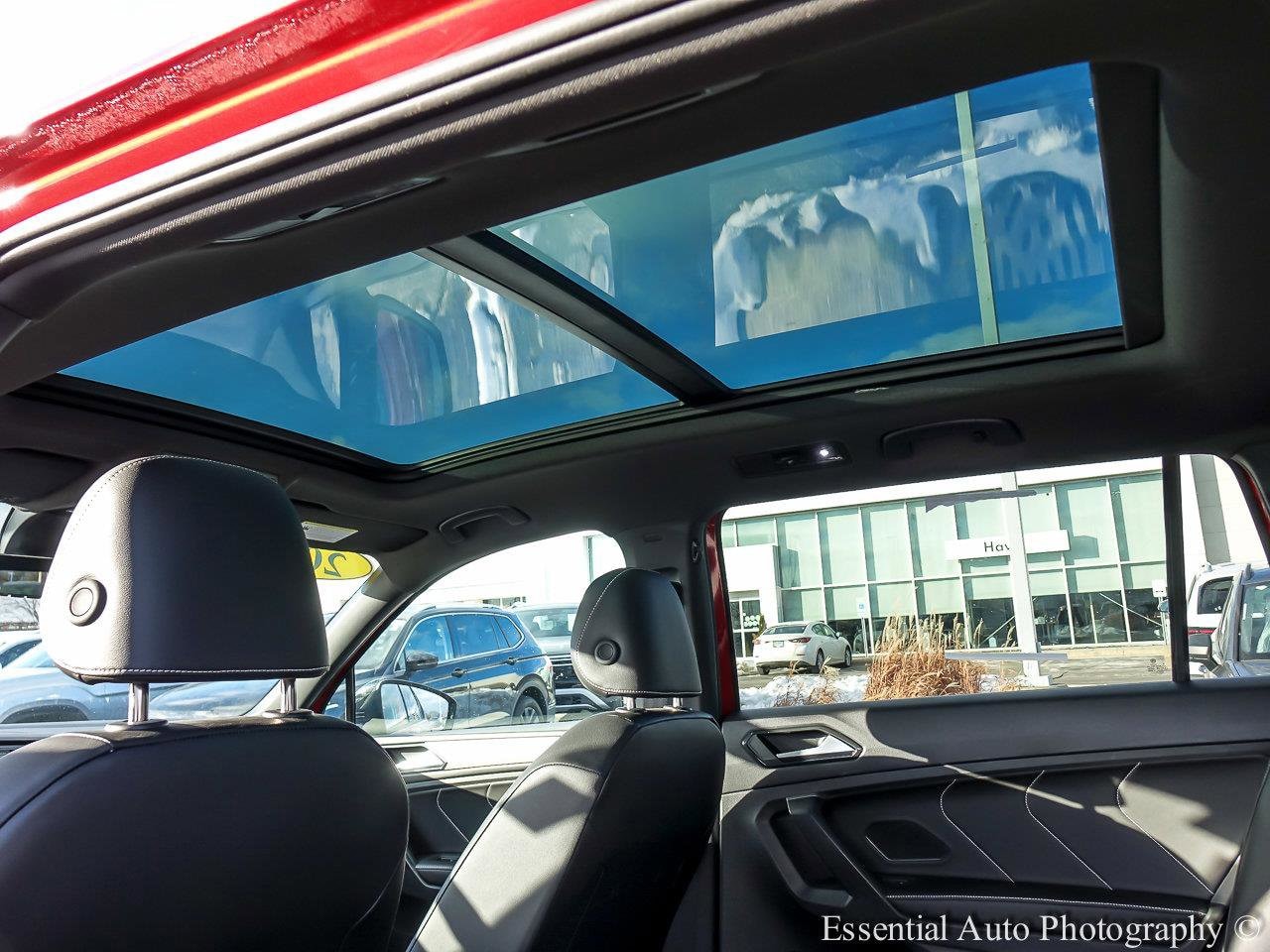 2024 VOLKSWAGEN TIGUAN - Image 11