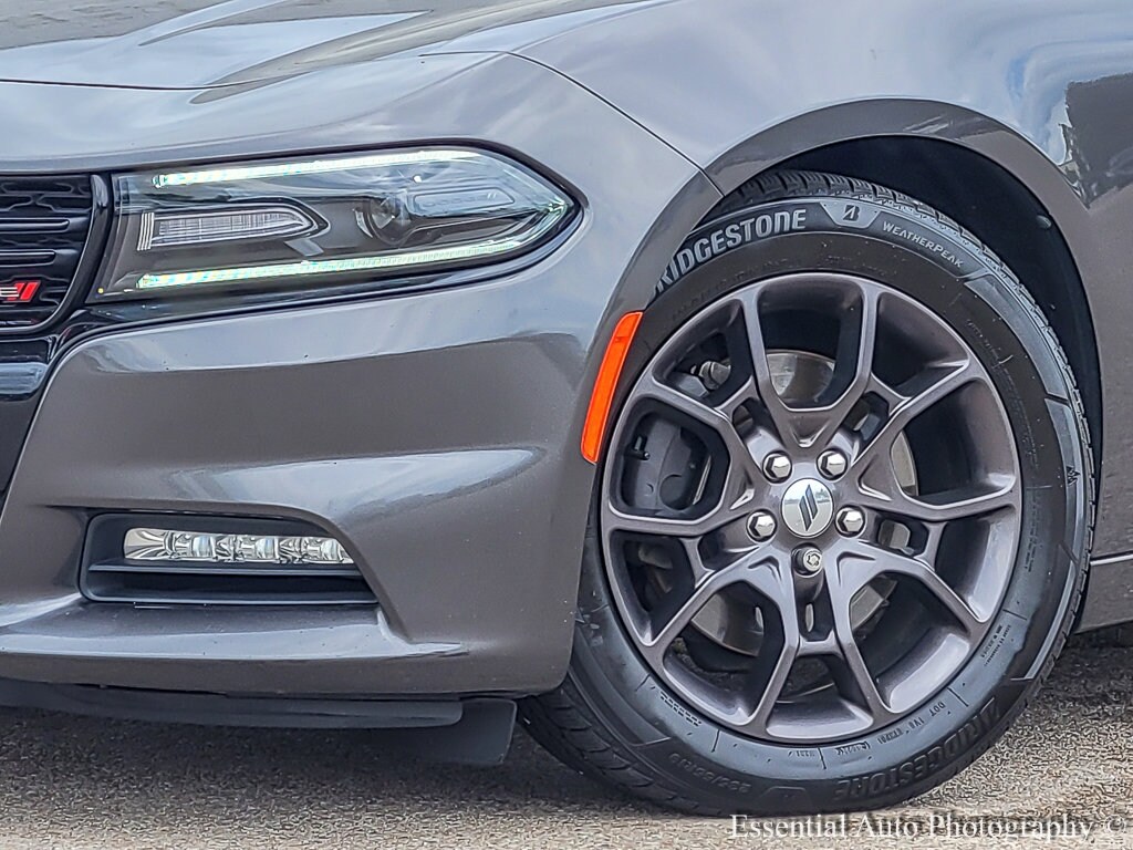 2018 Dodge Charger GT AWD photo 3