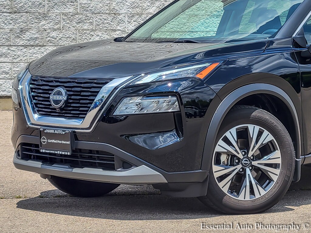 2023 Nissan Rogue SV photo 2