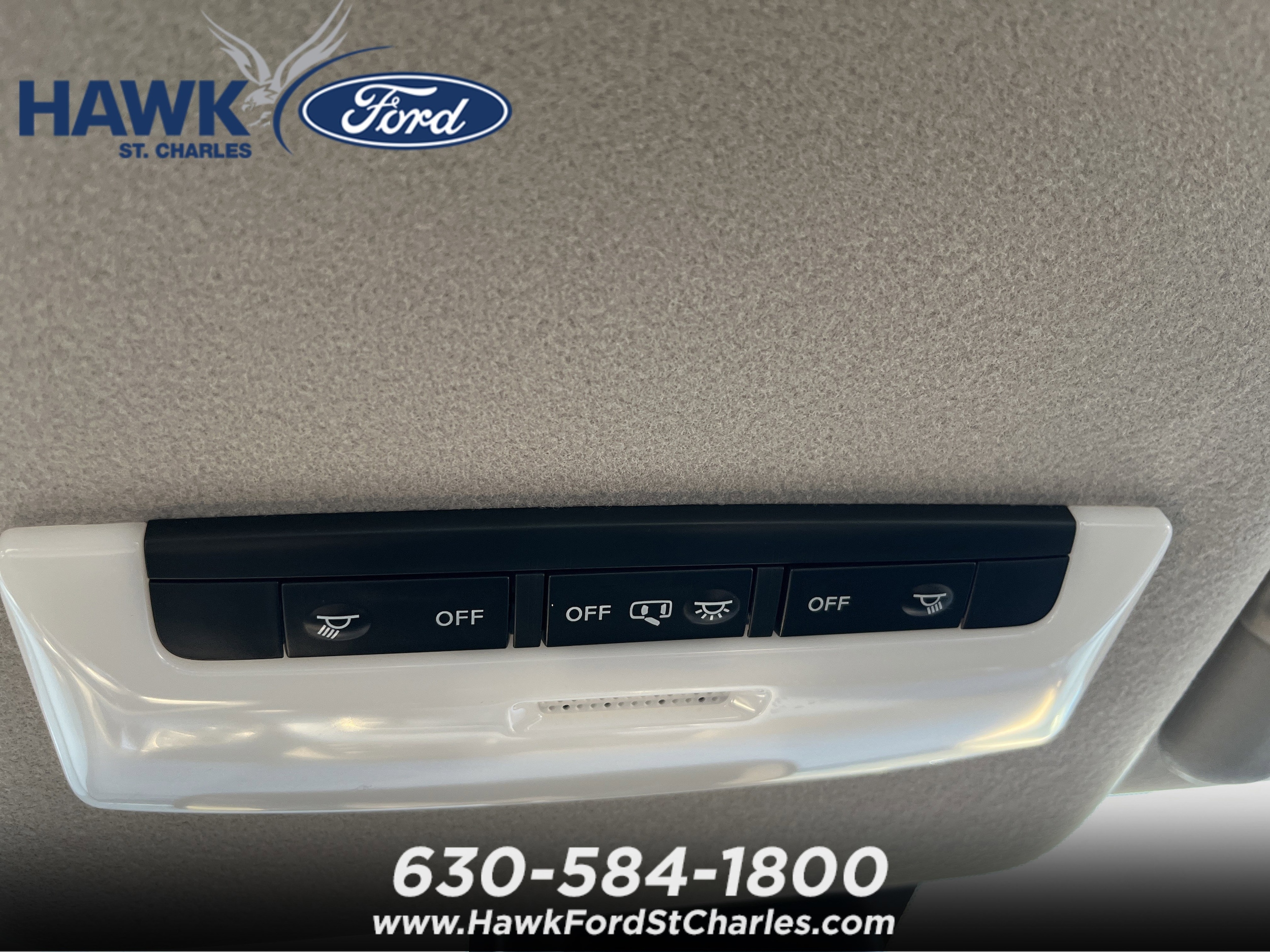 2025 NISSAN VERSA - Image 25