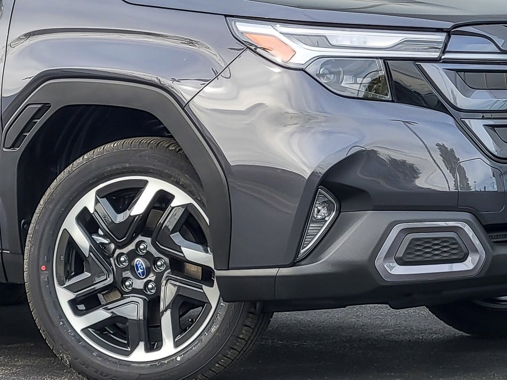 New 2025 Subaru Forester Limited SUV