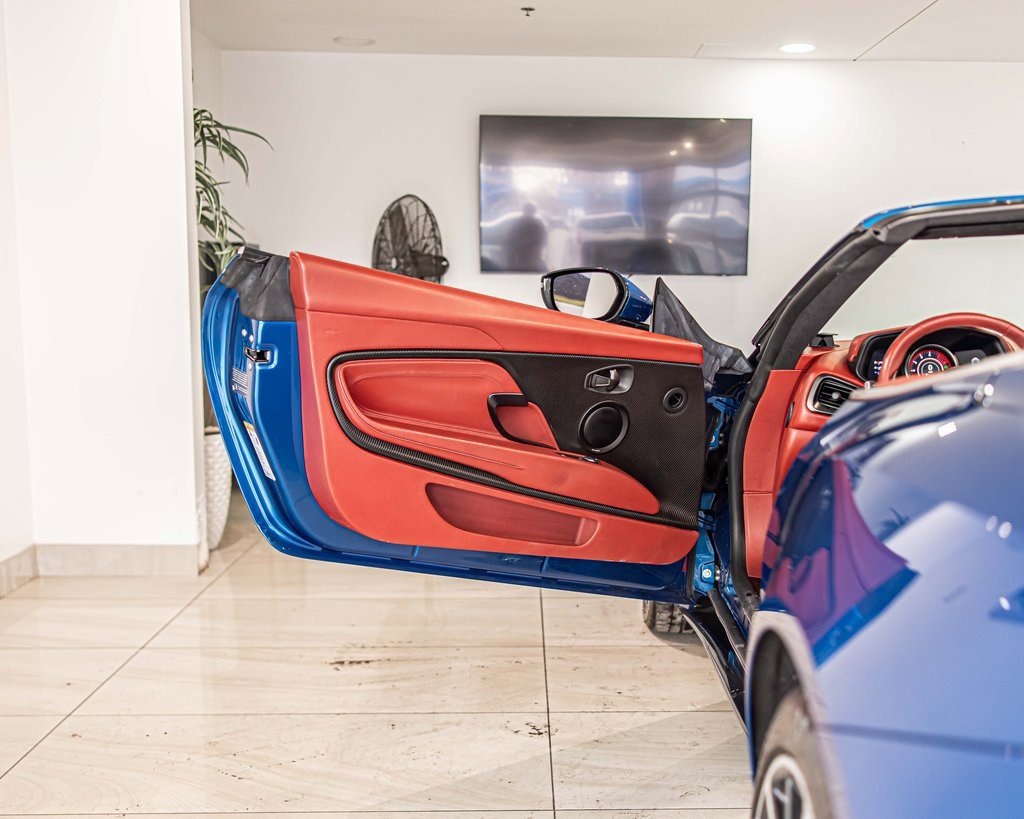 2022 ASTON MARTIN DB11 - Image 30