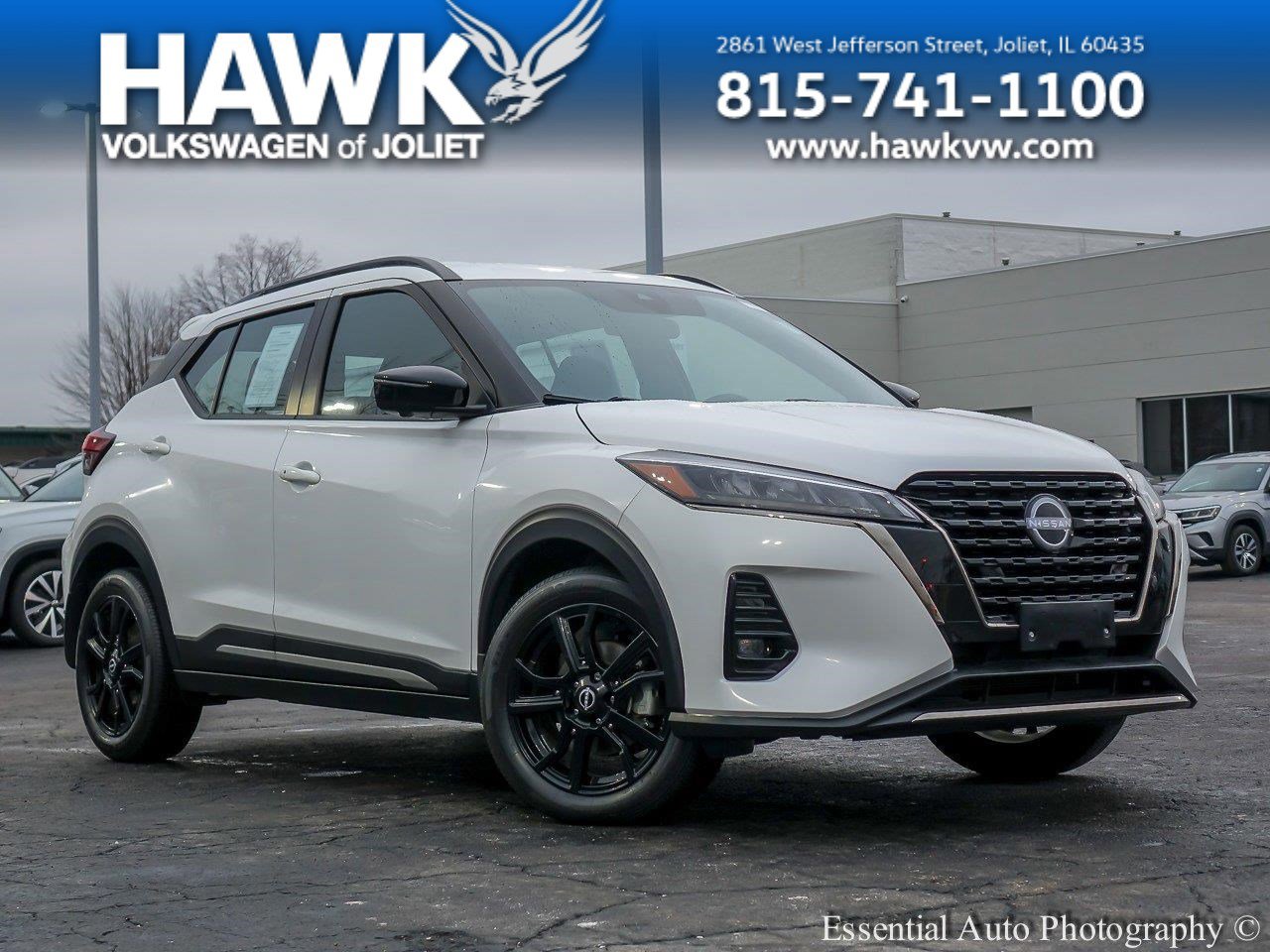 2024 Nissan Kicks SR