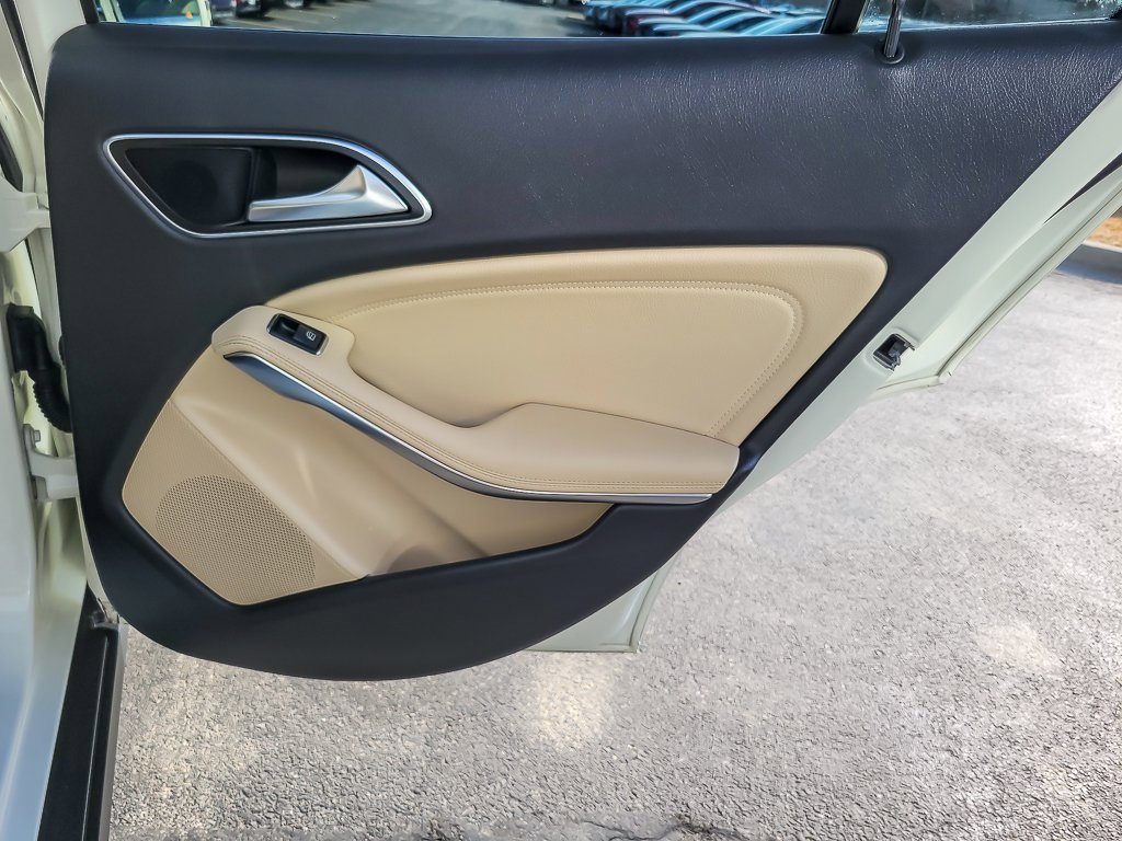 2018 MERCEDES-BENZ GLA-CLASS - Image 19