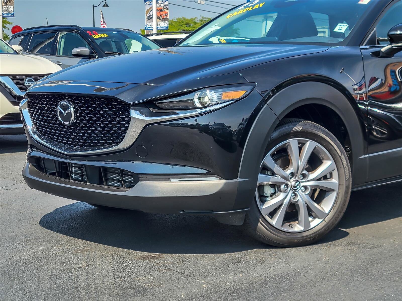 2025 Mazda CX-30 2.5 S Preferred photo 2