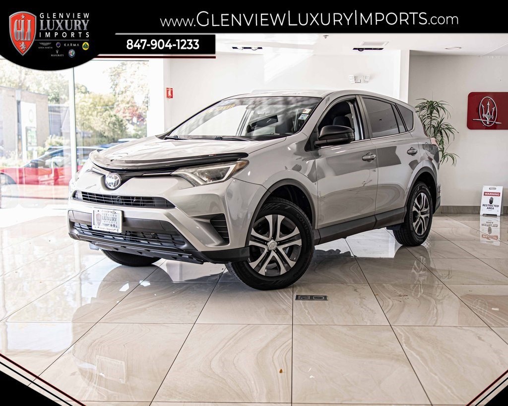 Used 2018 Toyota RAV4 LE LE FWD
