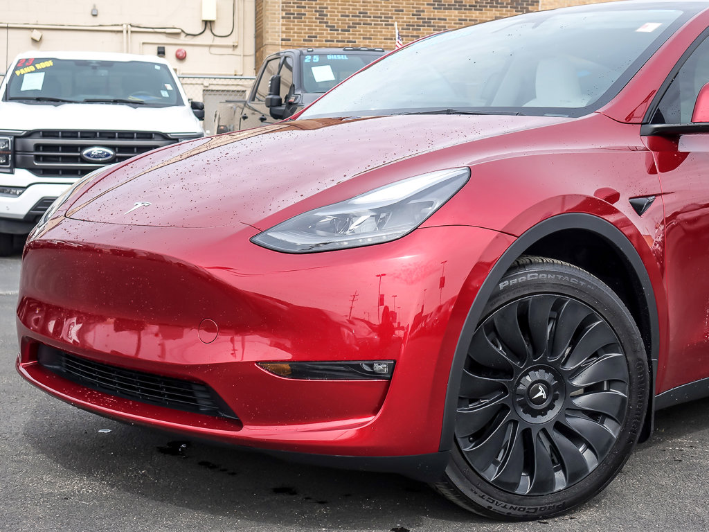 Used 2024 Tesla Model Y Long Range with VIN 7SAYGDEE0RF033558 for sale in Plainfield, IL
