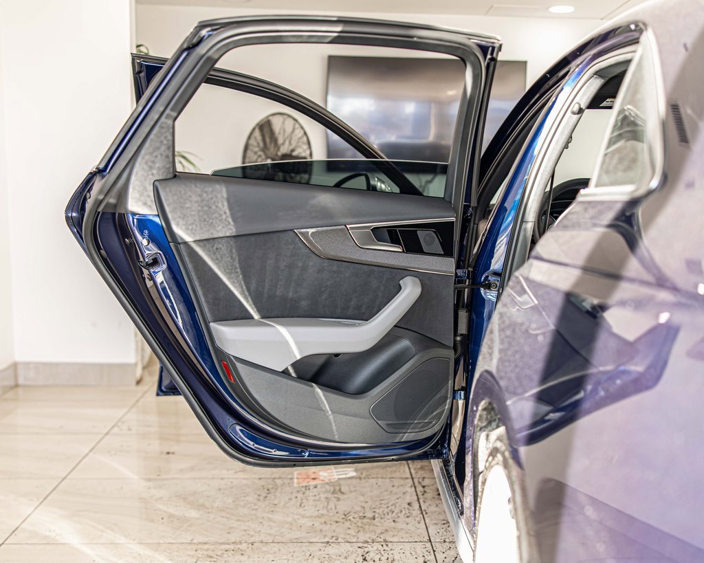 2023 AUDI S4 - Image 32