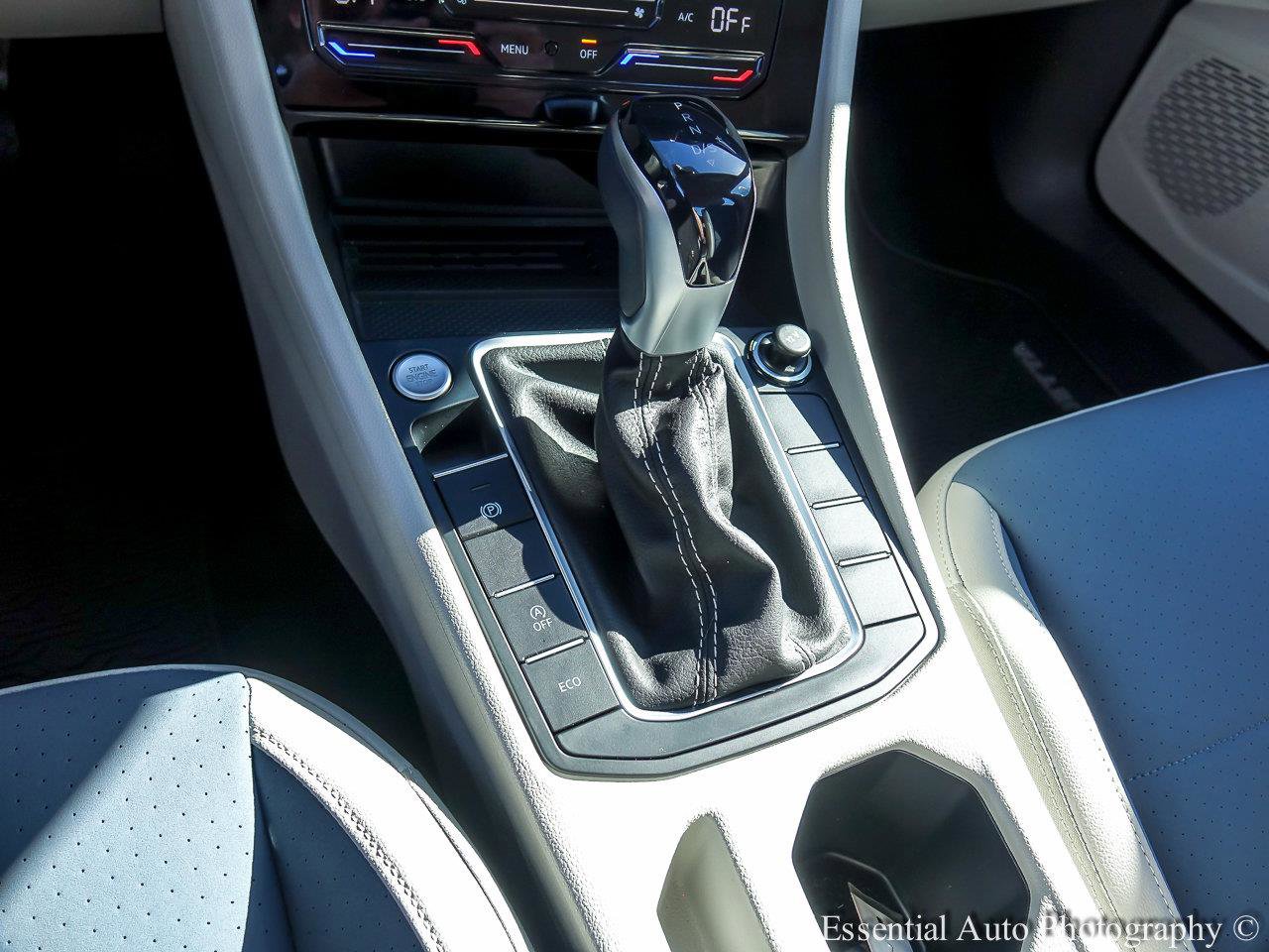 2025 VOLKSWAGEN JETTA - Image 16