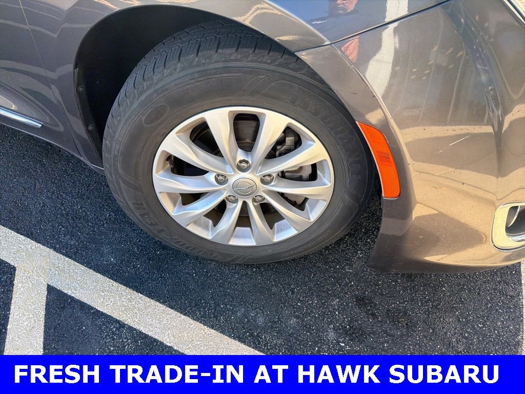 Used 2017 Chrysler Pacifica Touring-L Touring-L FWD