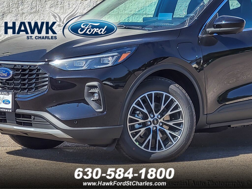 2024 Ford Escape Plug-In Hybrid photo 2