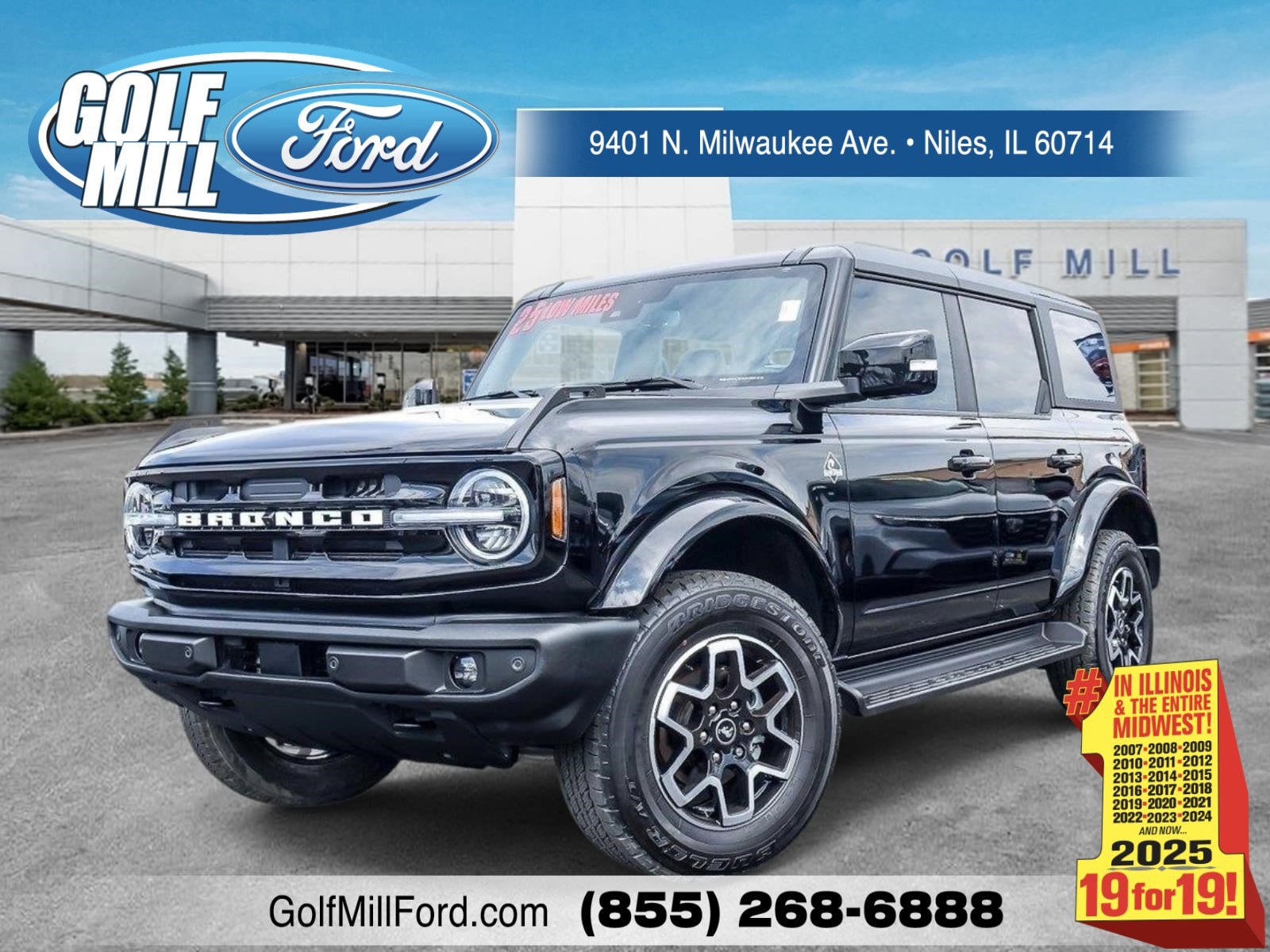 2025 Ford Bronco Outer Banks 4WD 4-door's photo