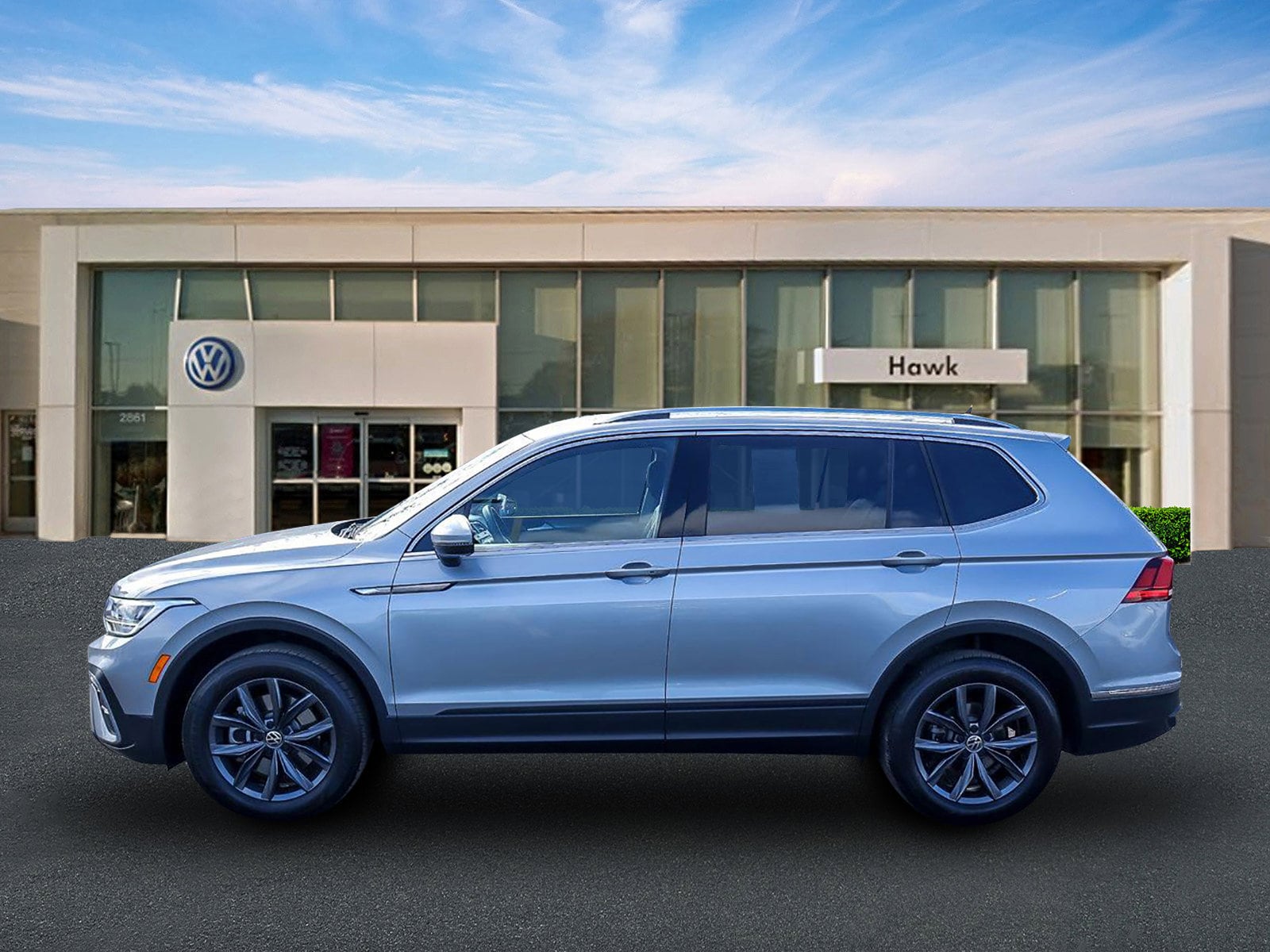 2022 VOLKSWAGEN TIGUAN - Image 4