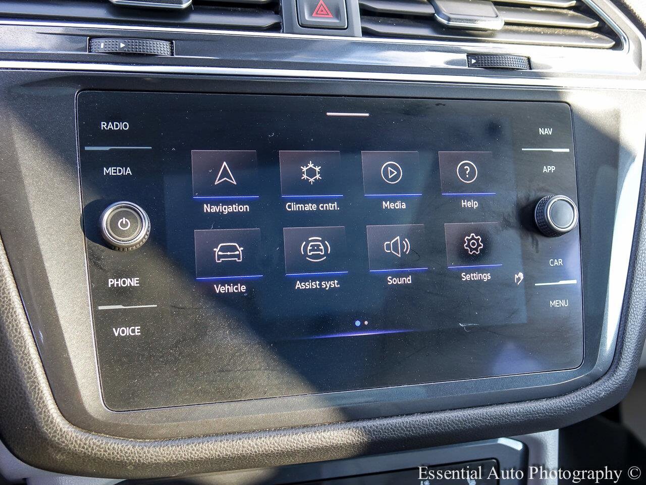 2022 VOLKSWAGEN TIGUAN - Image 14