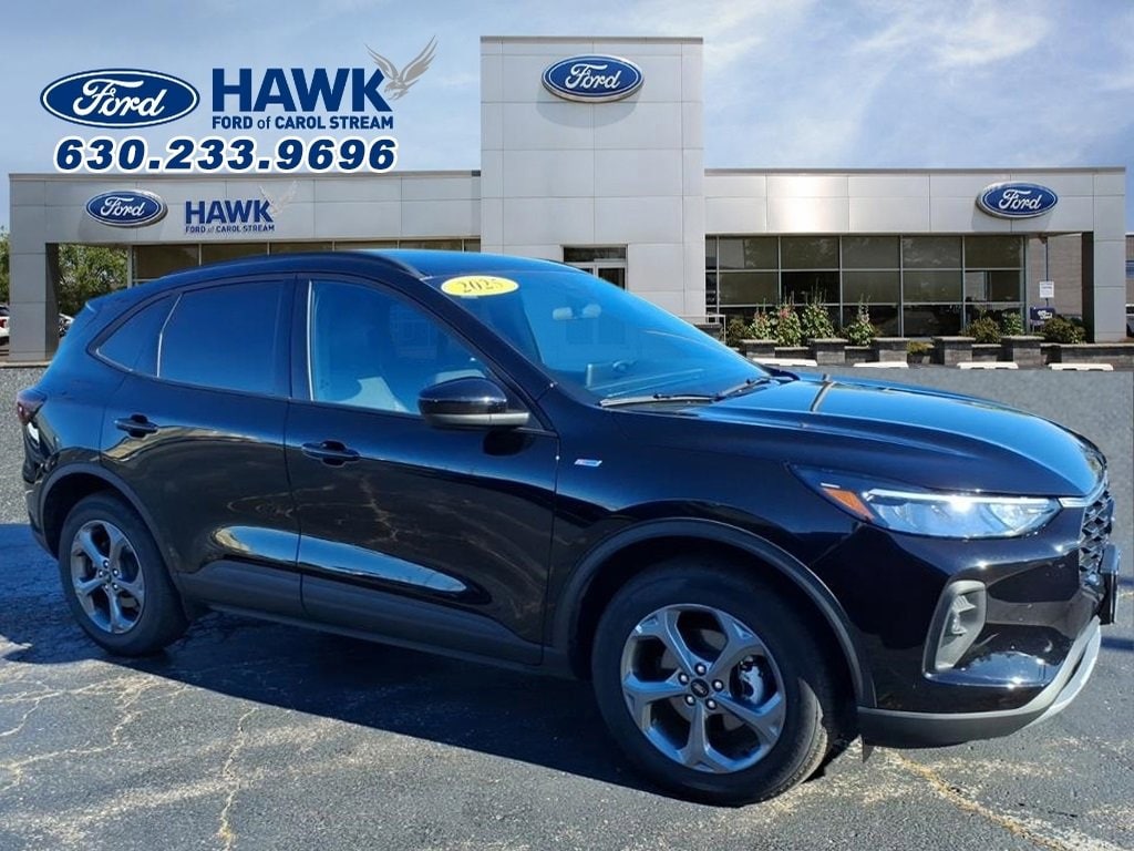 2025 Ford Escape ST-Line Select's photo