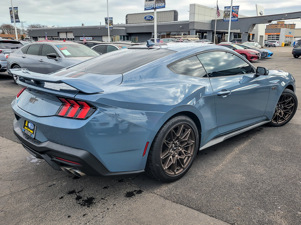 2024 FORD MUSTANG - Image 9