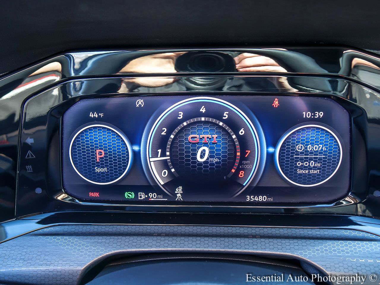 2023 VOLKSWAGEN GOLF GTI - Image 12