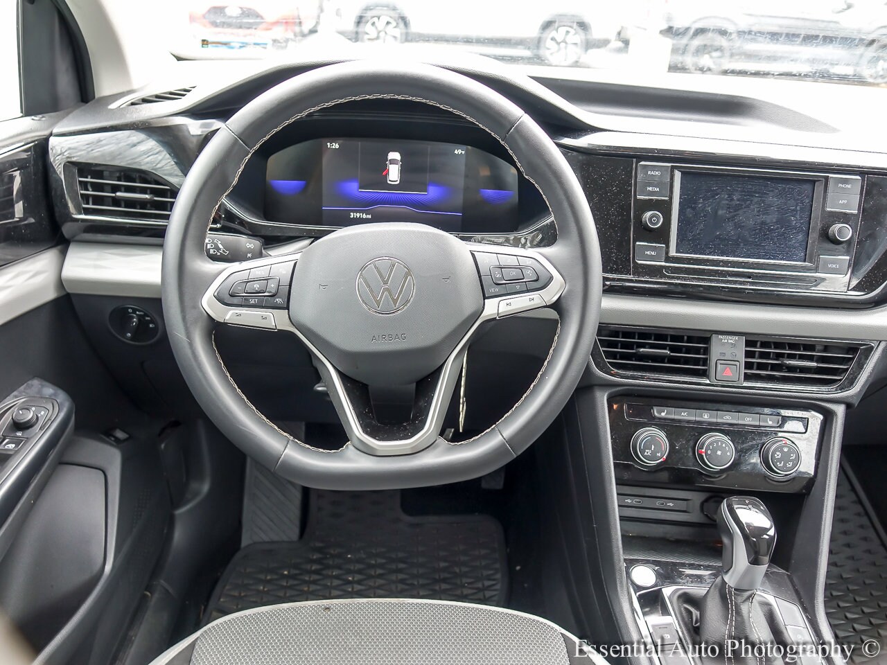 2024 Volkswagen Taos S photo 4