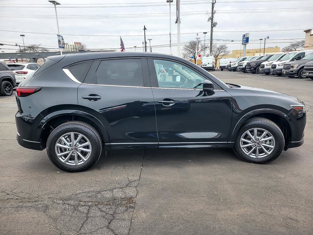 2025 MAZDA CX-5 - Image 10