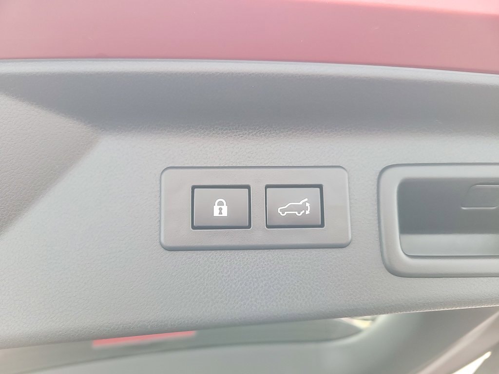 2025 SUBARU FORESTER - Image 20