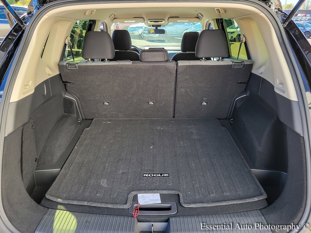 2023 NISSAN ROGUE - Image 18