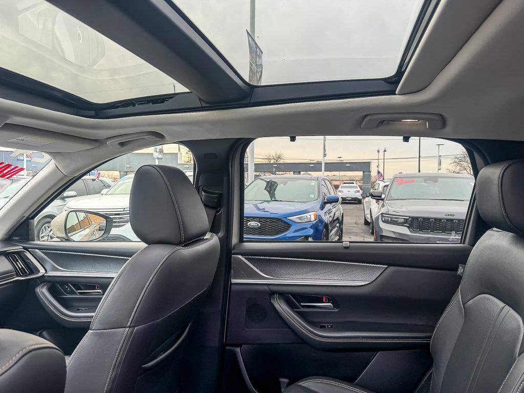2024 MAZDA CX-90 - Image 16